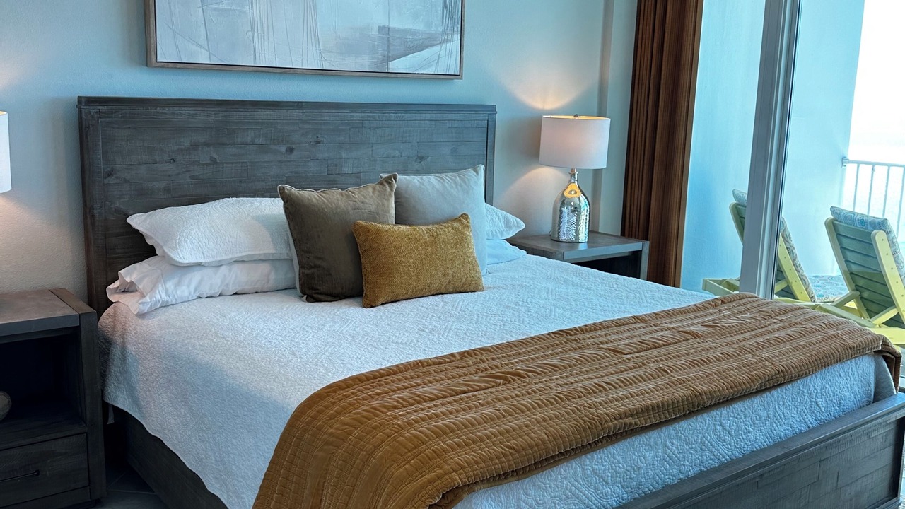 Photo of Bedroom in Gulf Shores