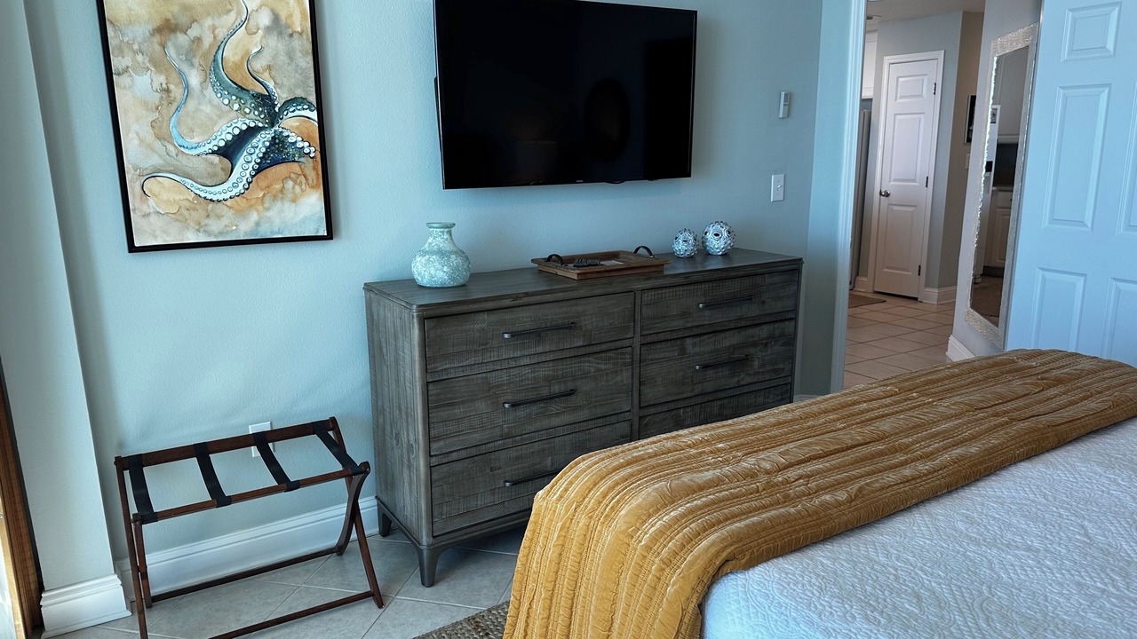 Photo of Bedroom in Gulf Shores