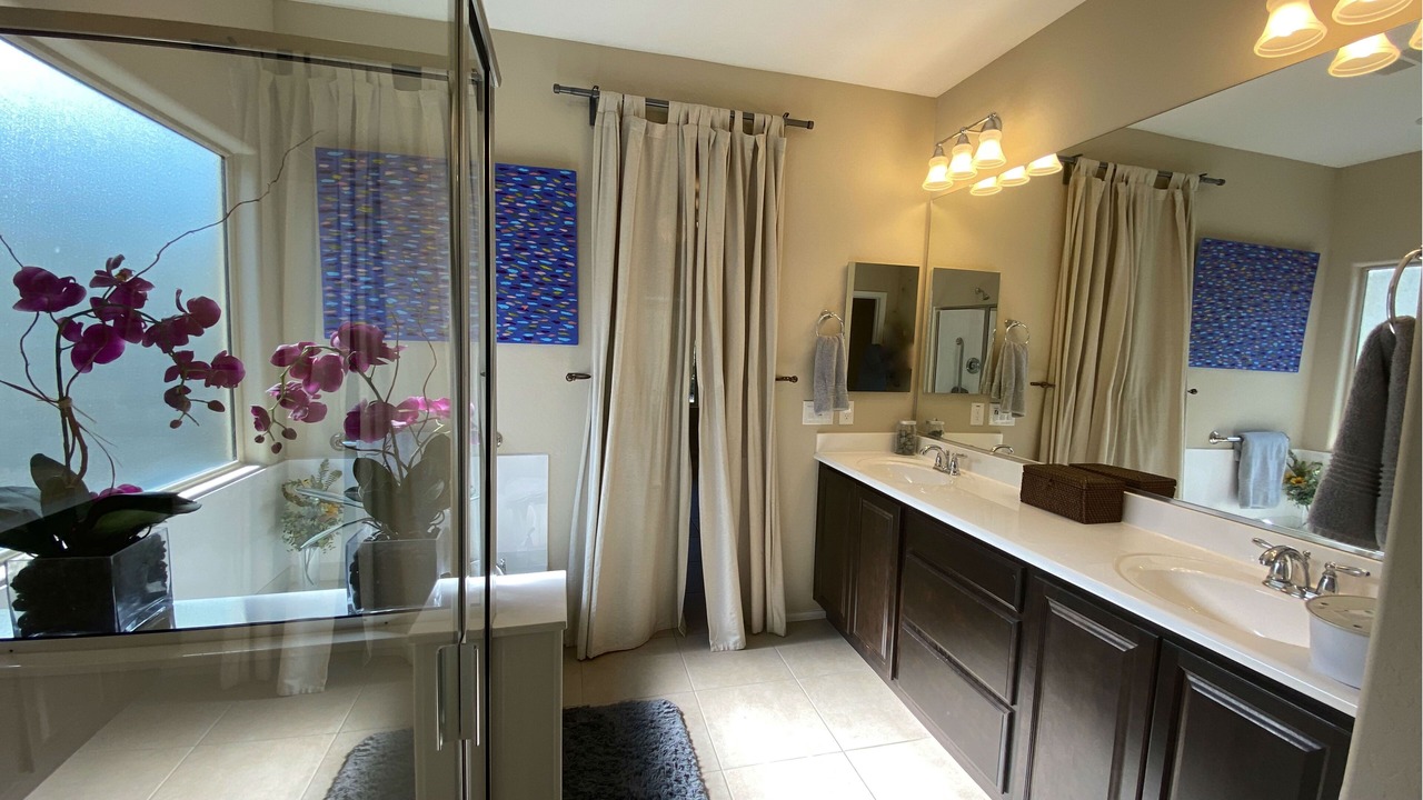 Photo of Bathroom in Anthem at Merrill Ranch
