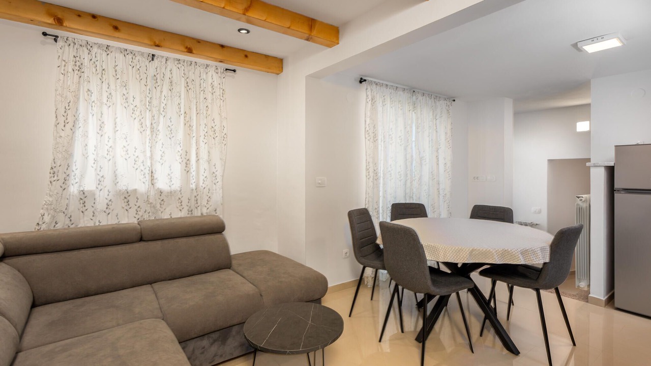 Photo of Bedroom in Brsec