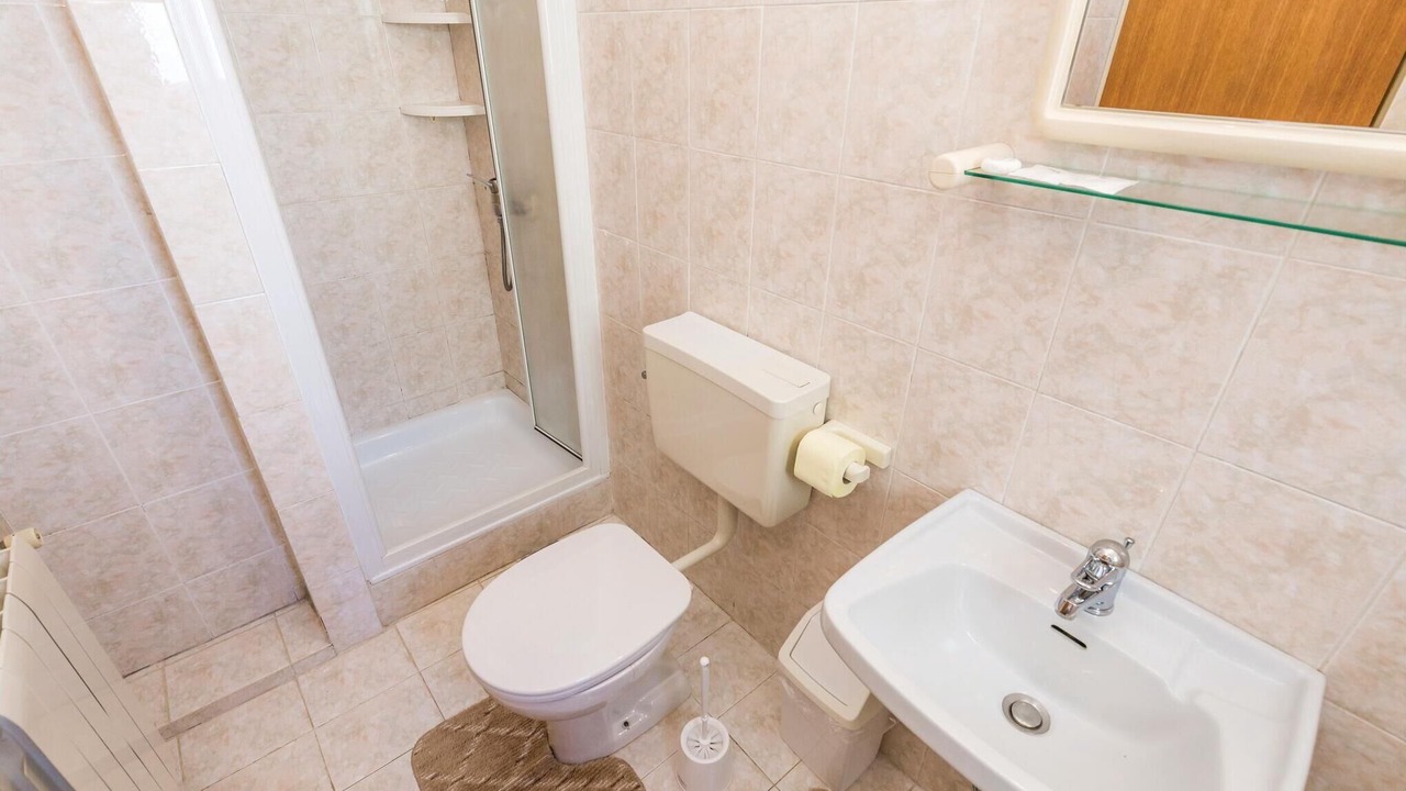 Photo of Bathroom in Brsec
