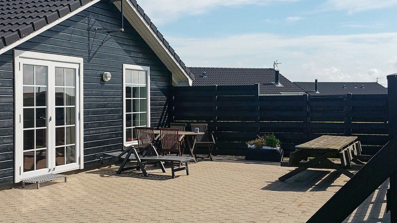Photo of Others in Lokken