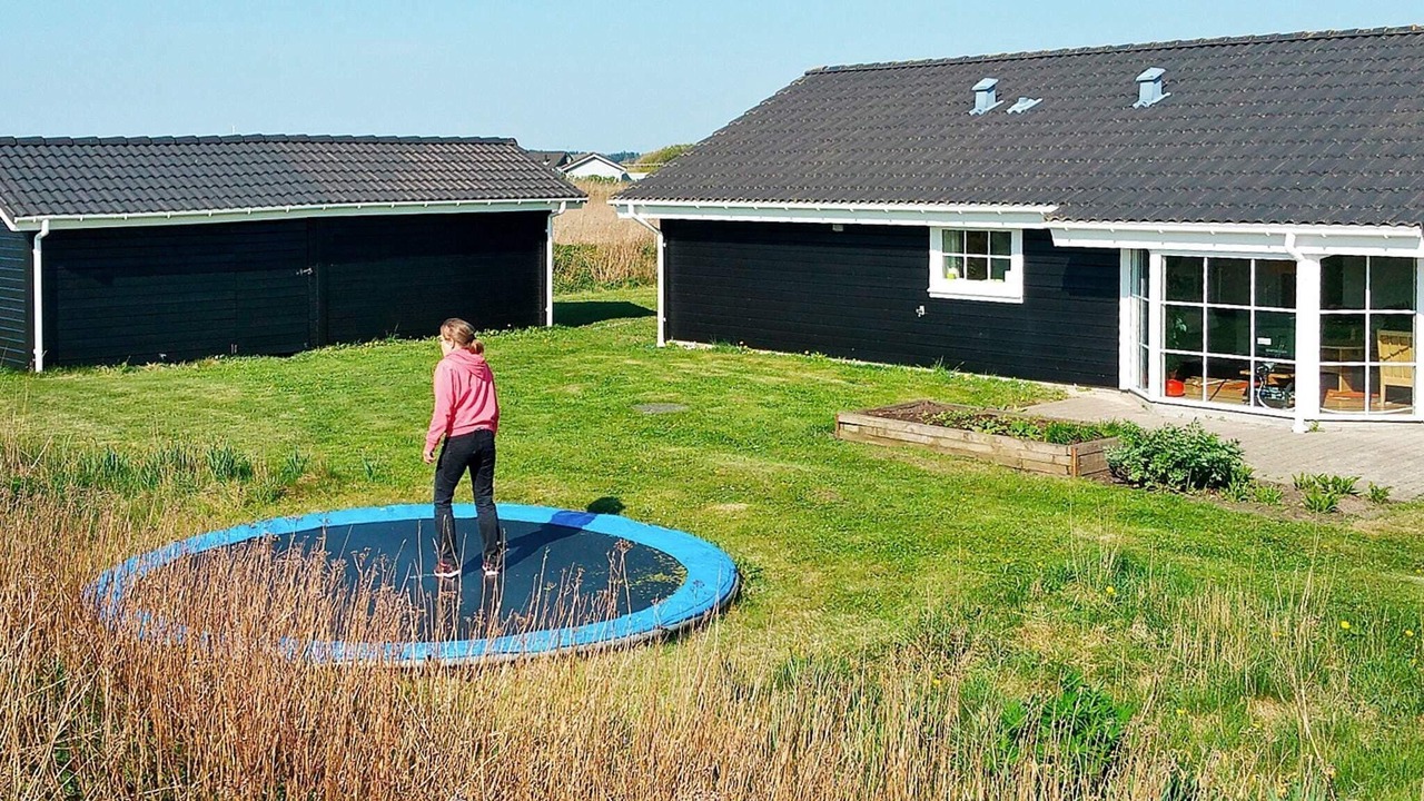 Photo of Others in Lokken