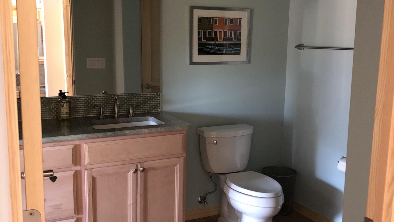 Photo of Bathroom in North Albuquerque Acres