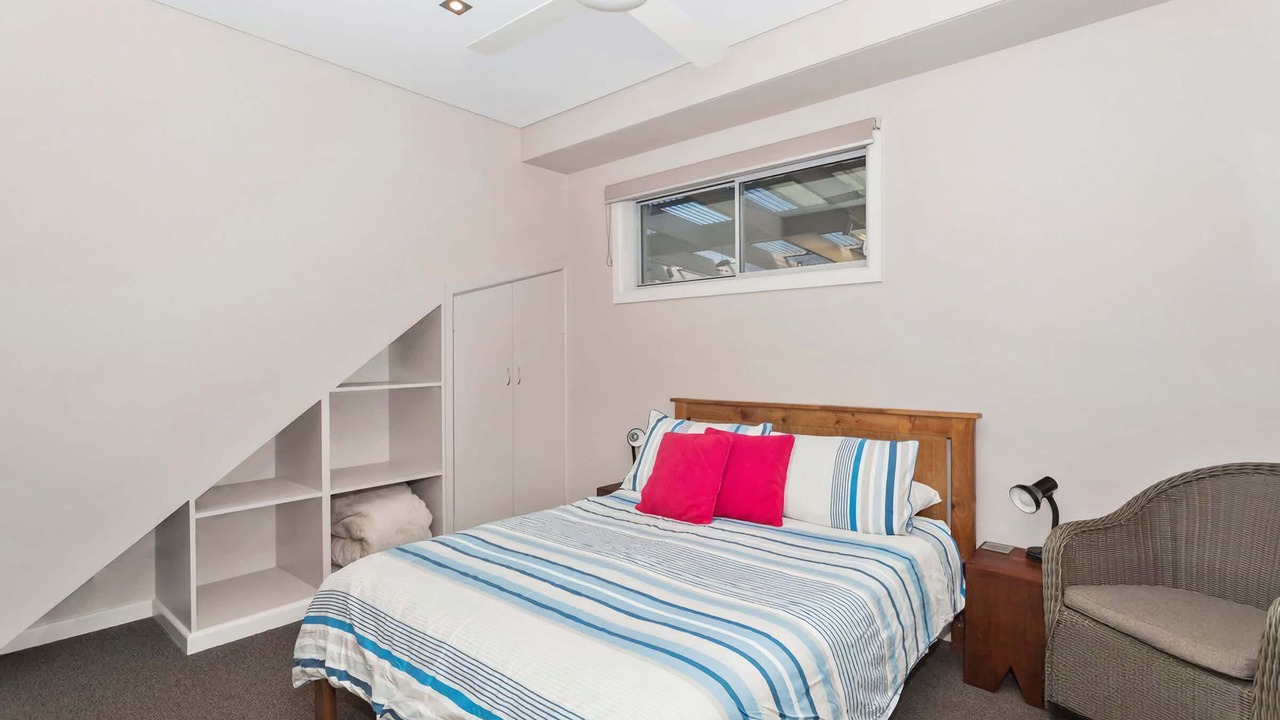 Photo of Bedroom in Dolphin Point