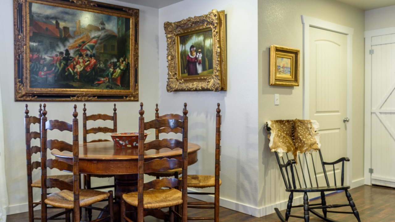 Photo of Livingroom in Fredericksburg