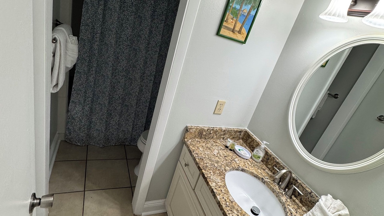 Photo of Bathroom in Navarre Beach