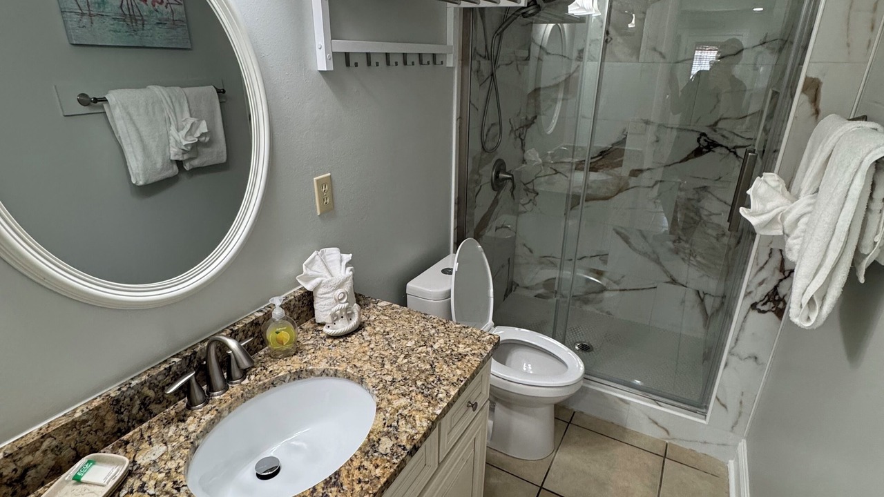 Photo of Bathroom in Navarre Beach