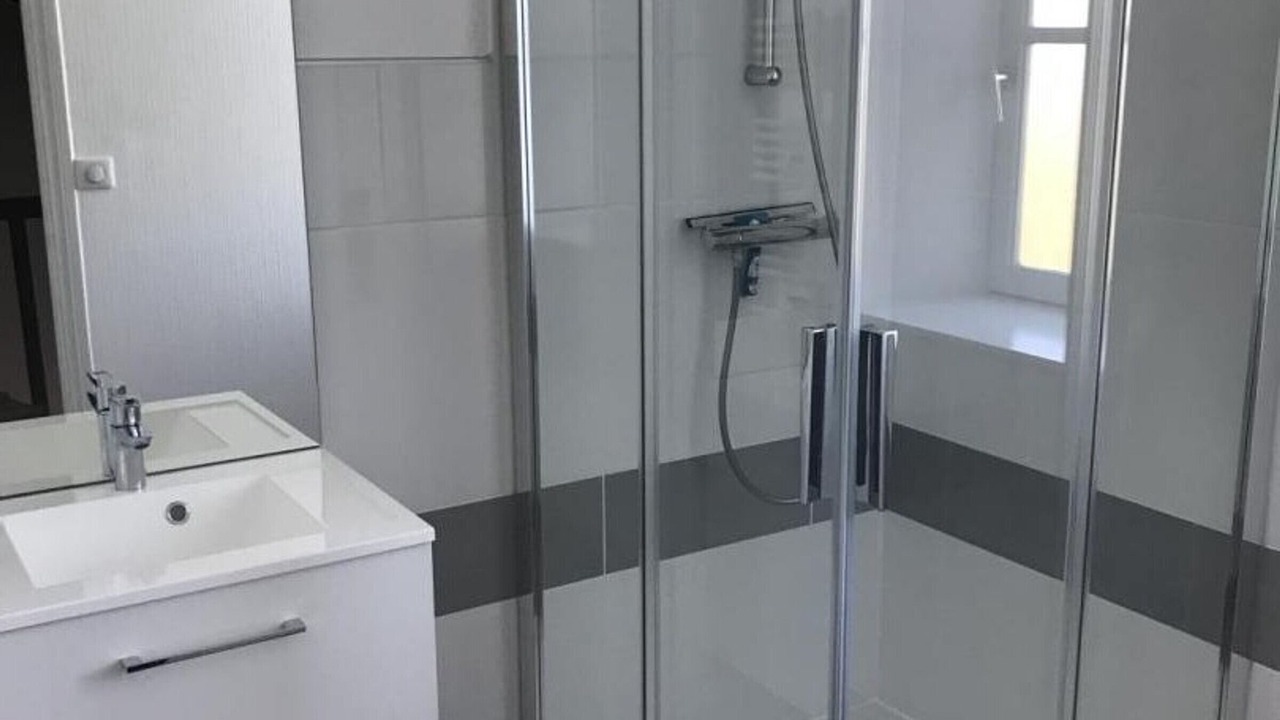 Photo of Bathroom in Brecey