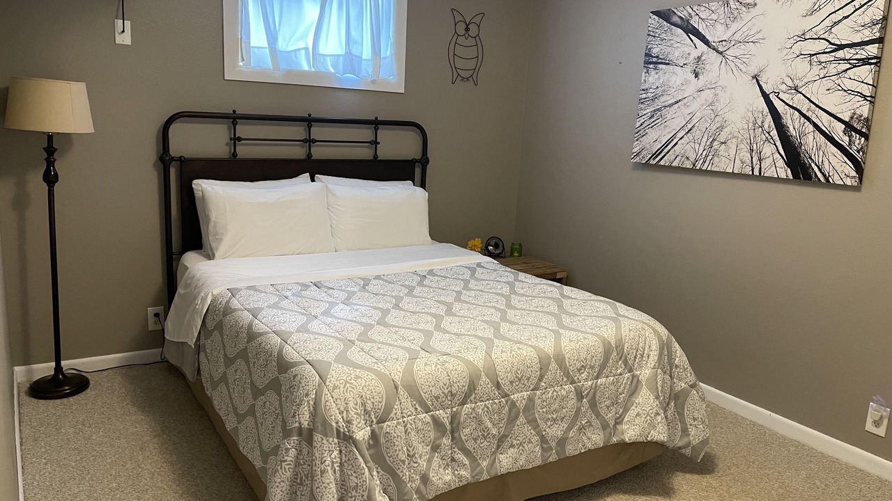 Photo of Bedroom in Hot Springs Village