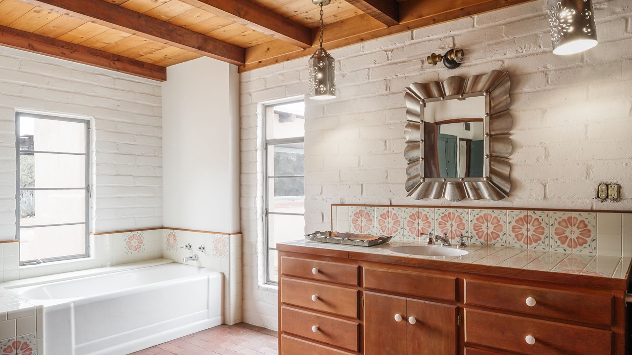 Photo of Bathroom in Old Fort Lowell