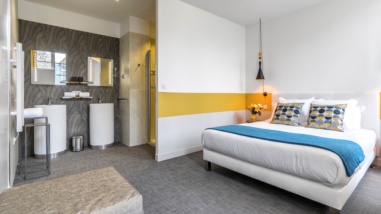 Photo of Others in Downtown Angers