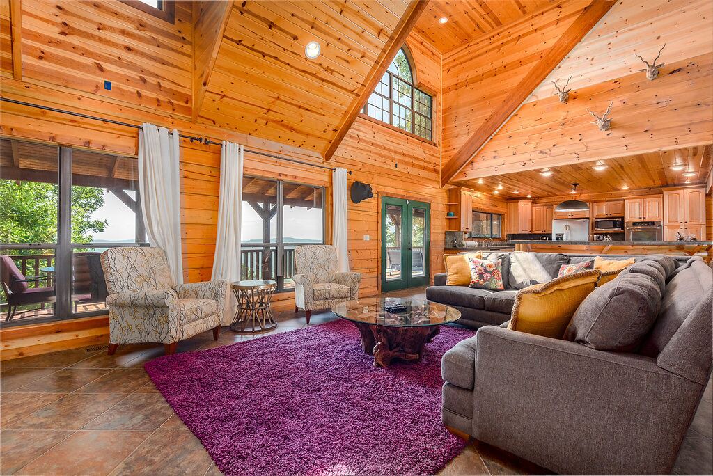 Photo of Livingroom in Jasper