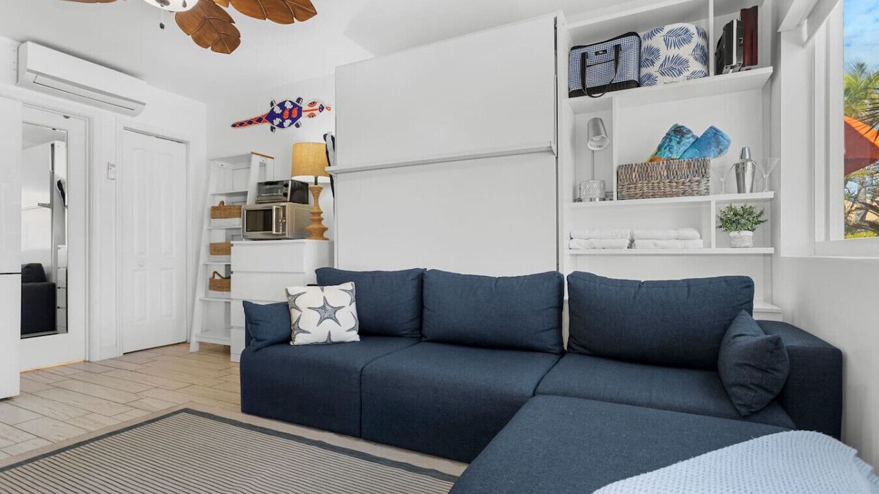 Photo of Livingroom in Hollywood