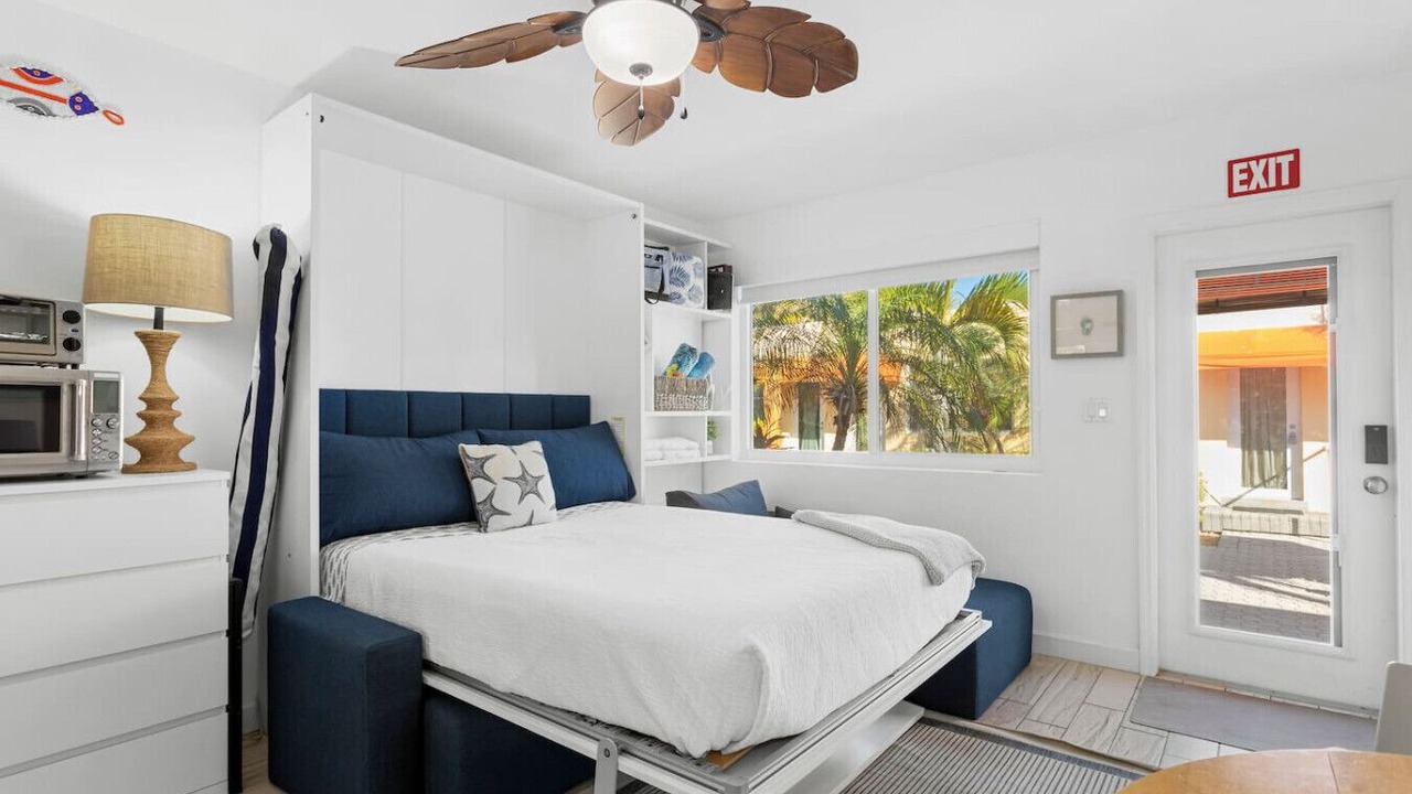 Photo of Bedroom in Hollywood