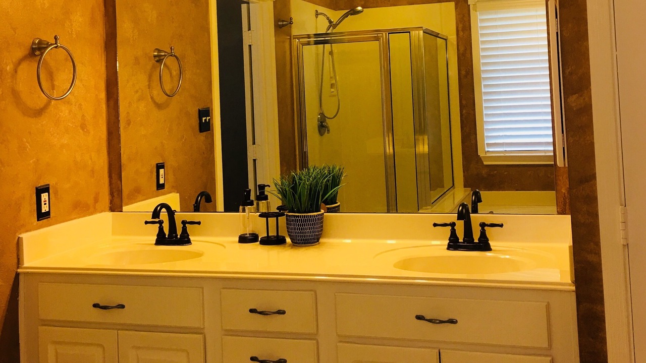 Photo of Bathroom in Barker