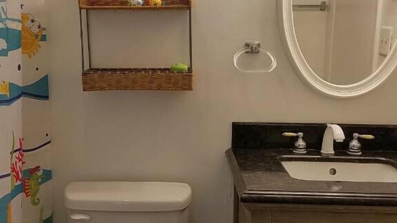 Photo of Bathroom in Gulf Shores