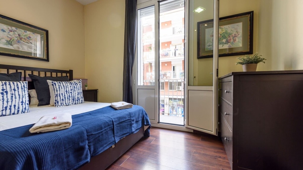 Photo of Bedroom in El Poble-sec