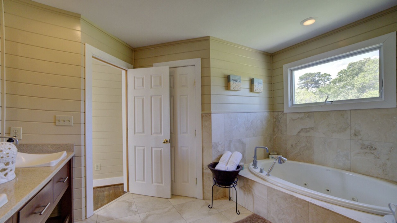 Photo of Bathroom in Schley