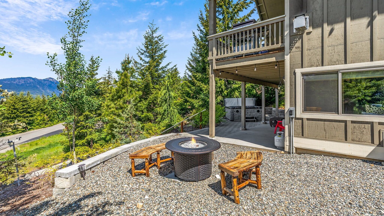 Photo of Others in Ronald