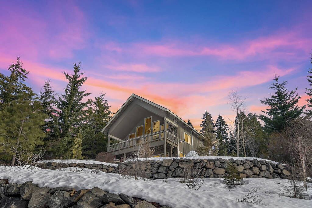 Photo of Others in Ronald