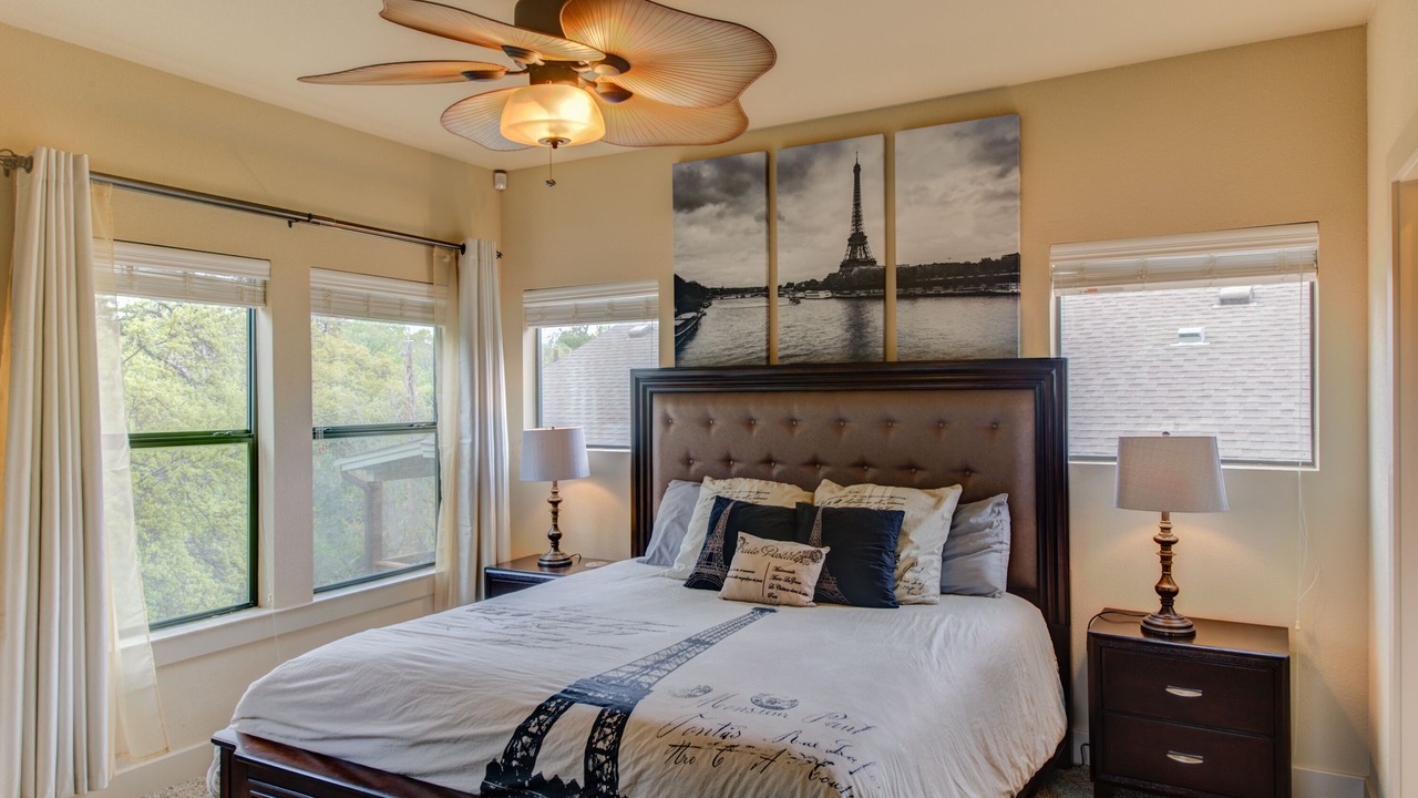 Photo of Bedroom in MLK