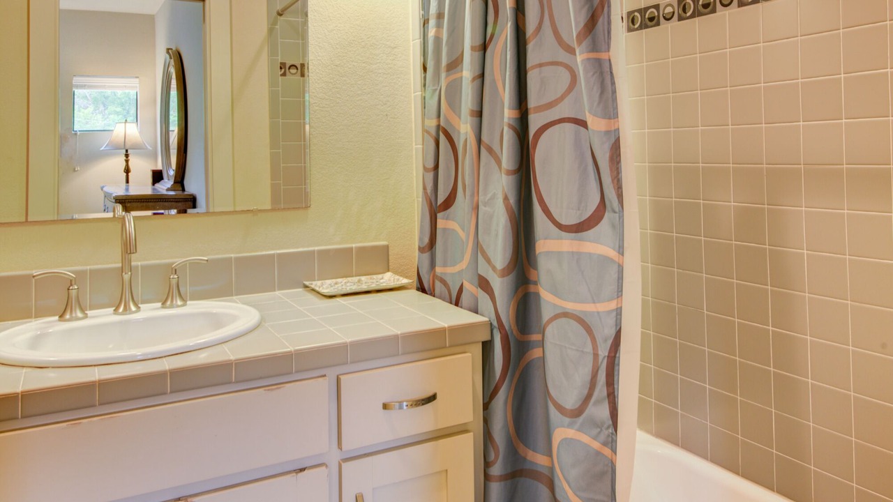 Photo of Bathroom in MLK