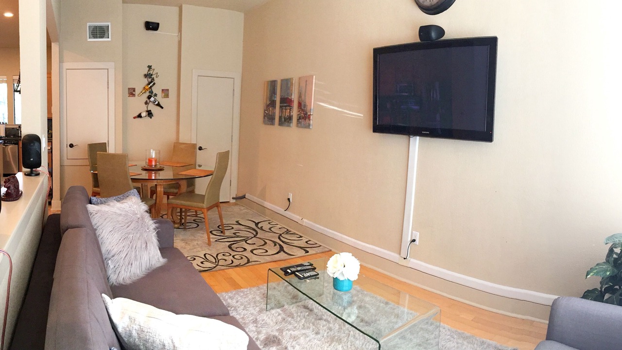 Photo of Livingroom in MLK