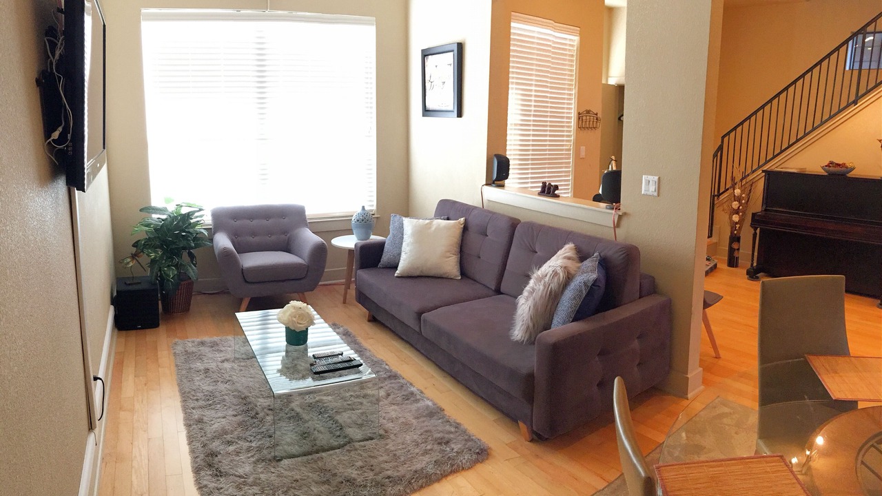 Photo of Livingroom in MLK