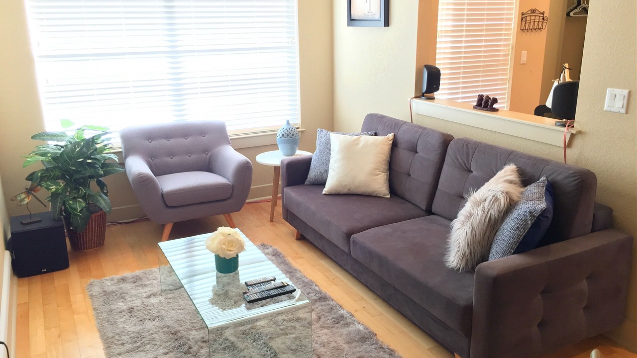 Photo of Livingroom in MLK