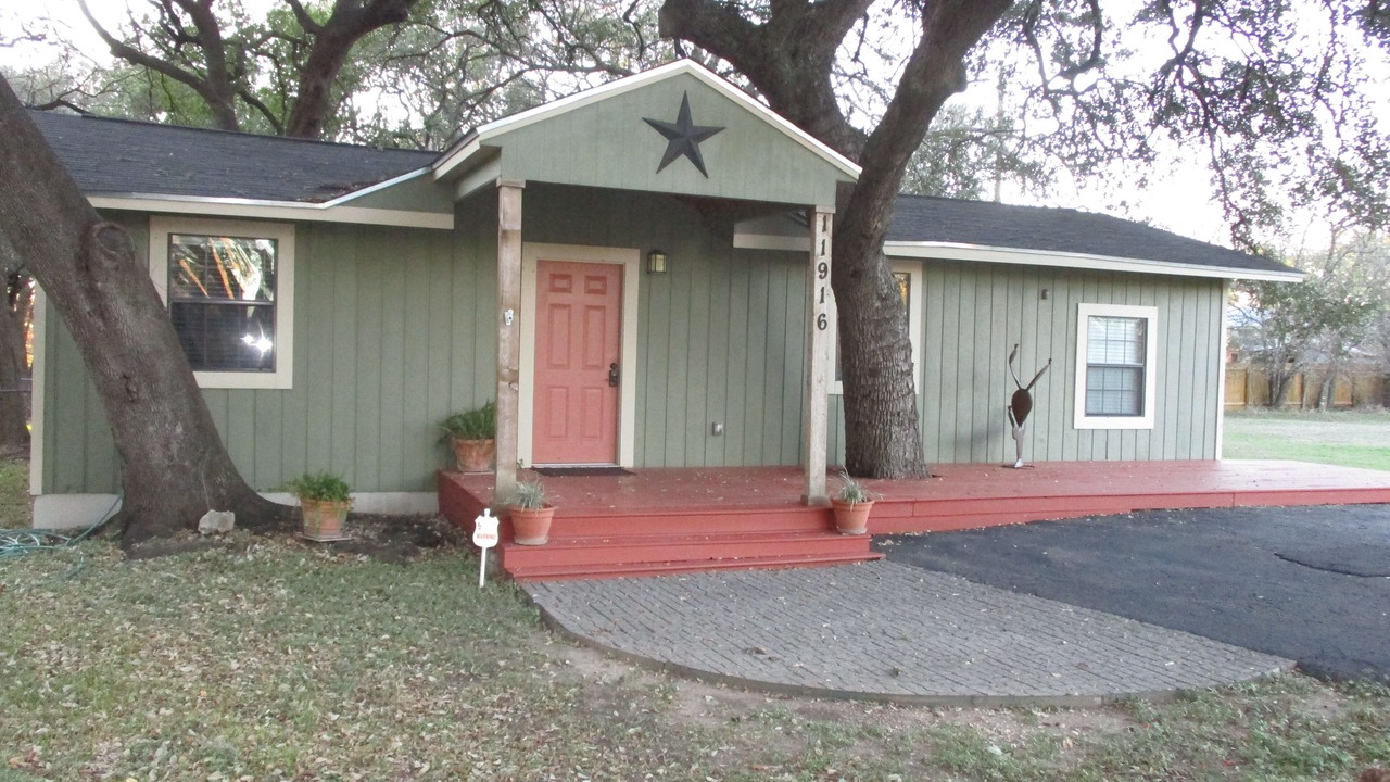 Photo of Outdoor in San Leanna