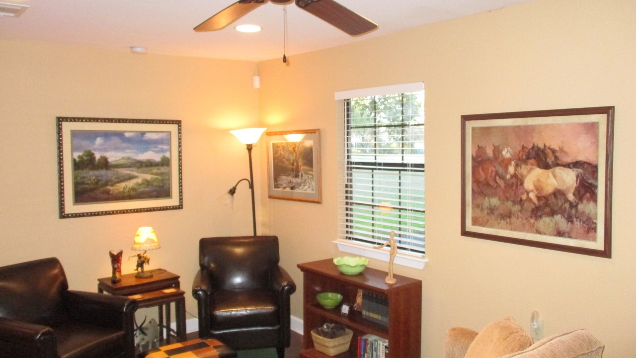 Photo of Bedroom in San Leanna