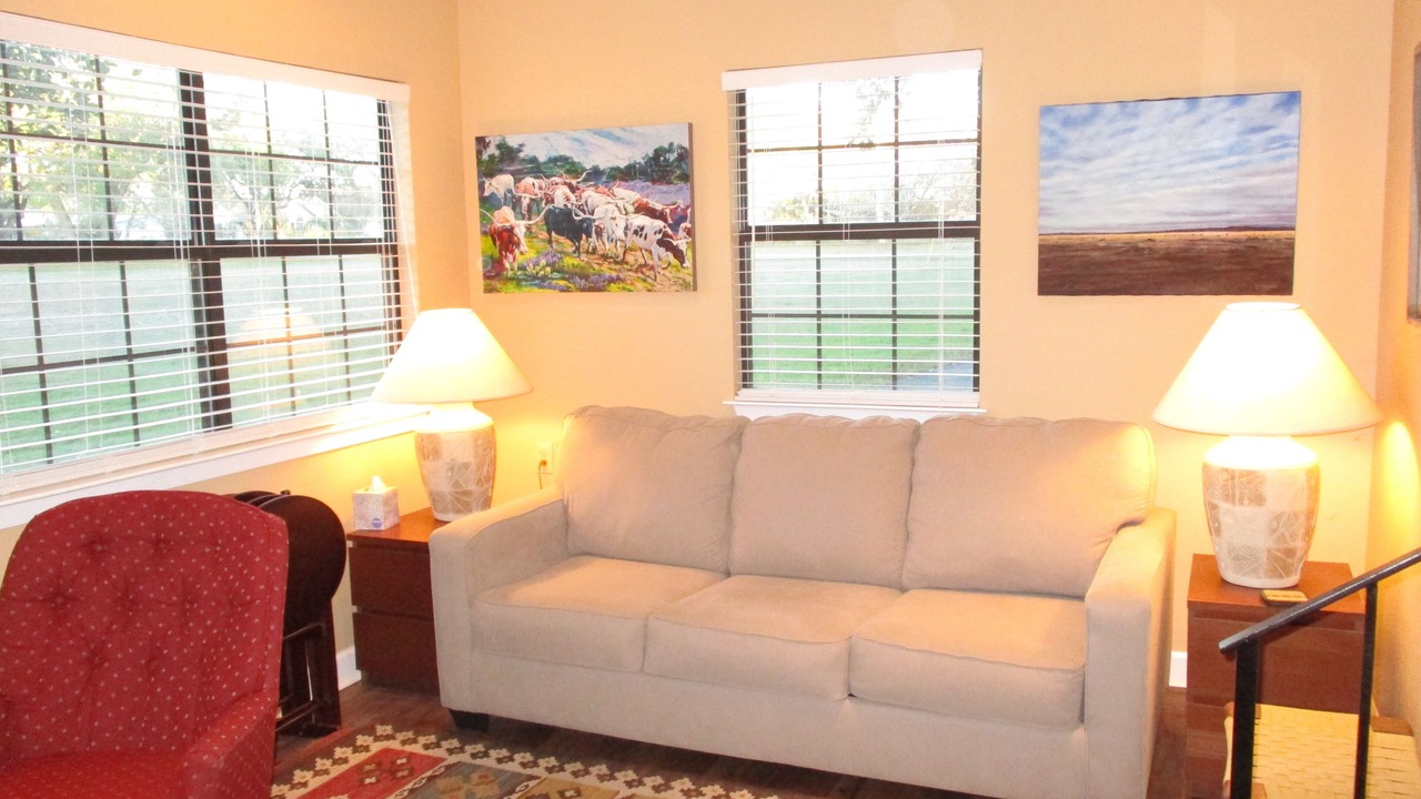 Photo of Bedroom in San Leanna