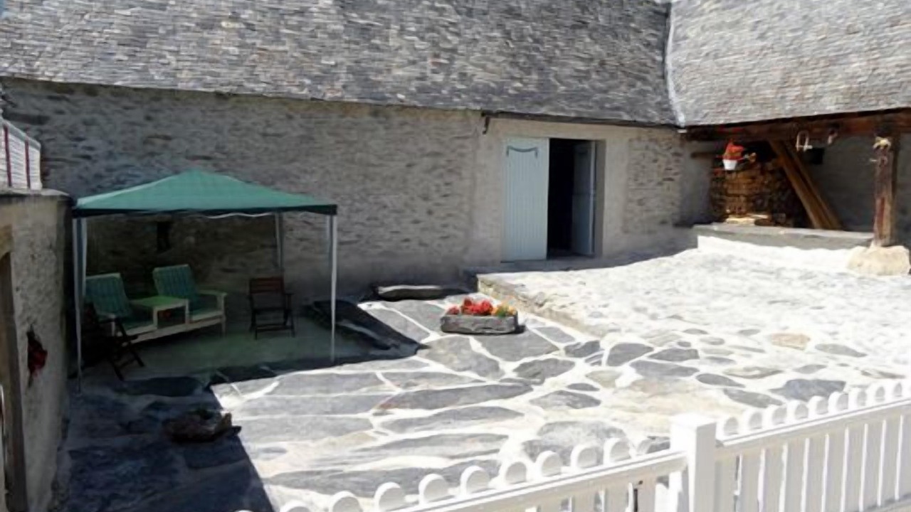 Photo of Patio Balcony in Cadeilhan-Trachere