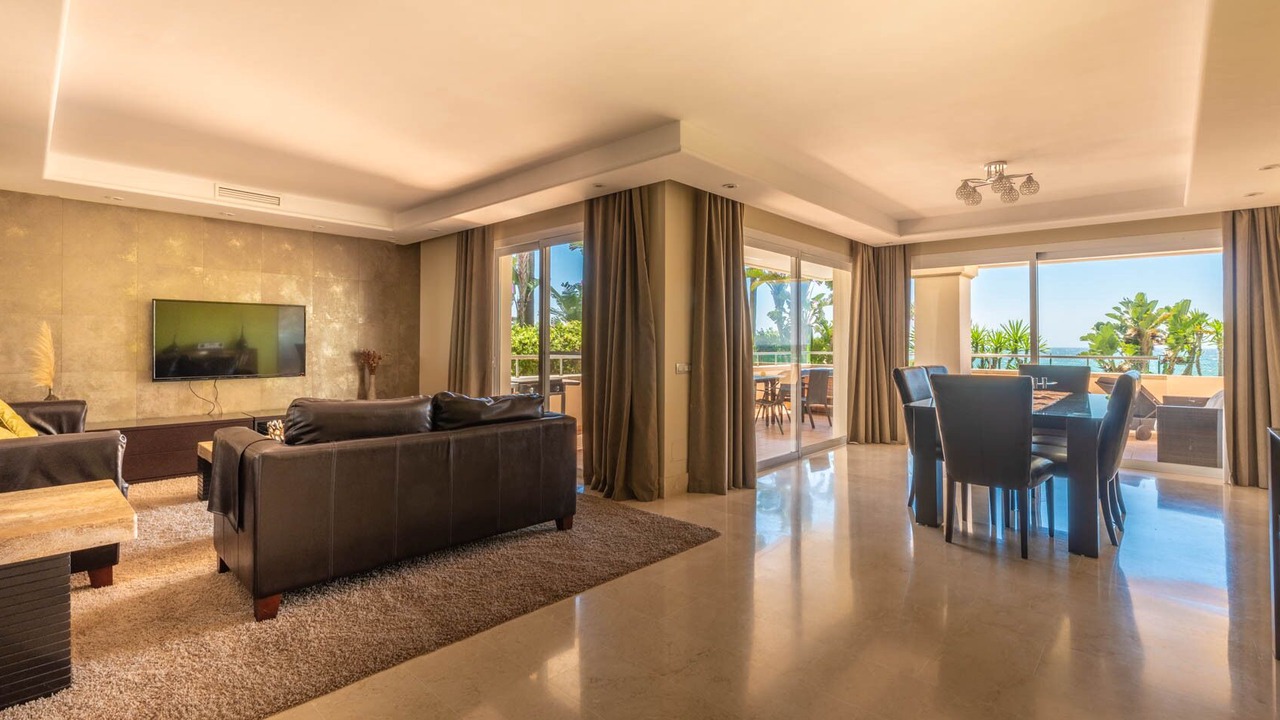 Photo of Livingroom in New Golden Mile