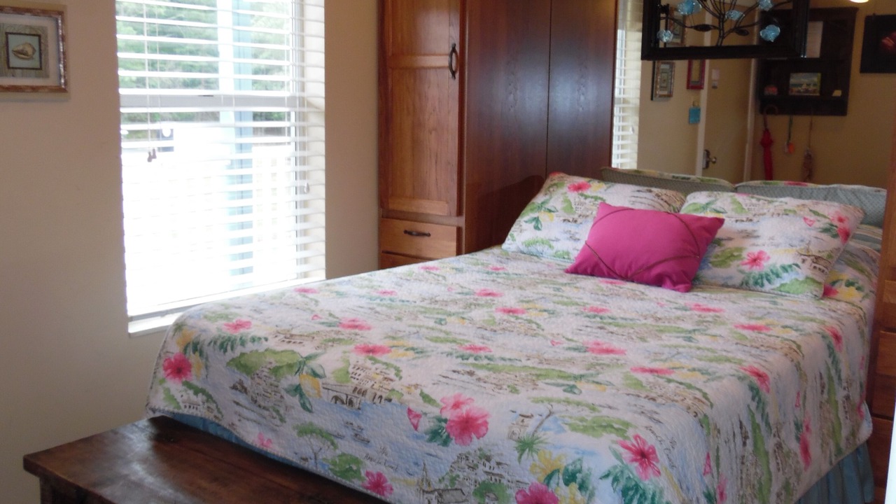 Photo of Bedroom in North Shore