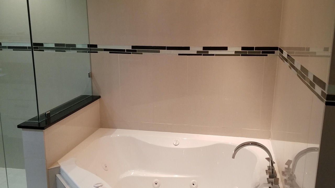 Photo of Others in Mid Beach