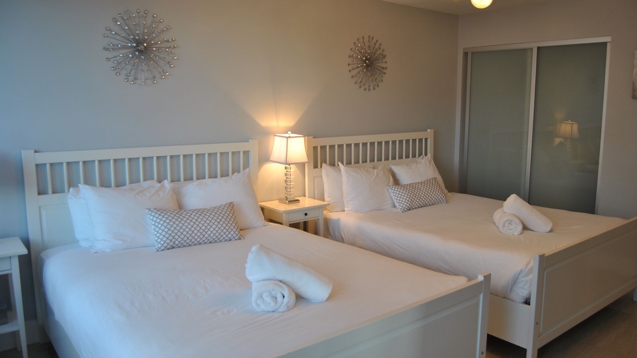 Photo of Others in Mid Beach