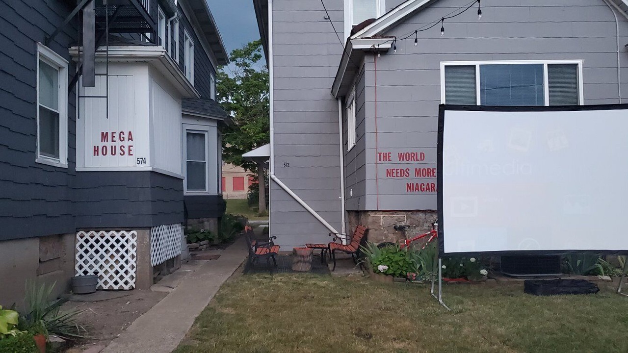Photo of Outdoor in Downtown Niagara Falls