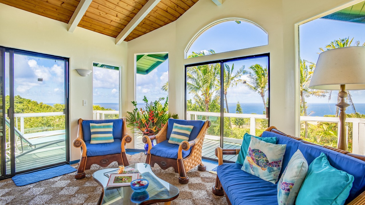 Photo of Livingroom in Haiku