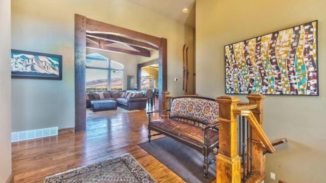 Photo of Livingroom in Ogden