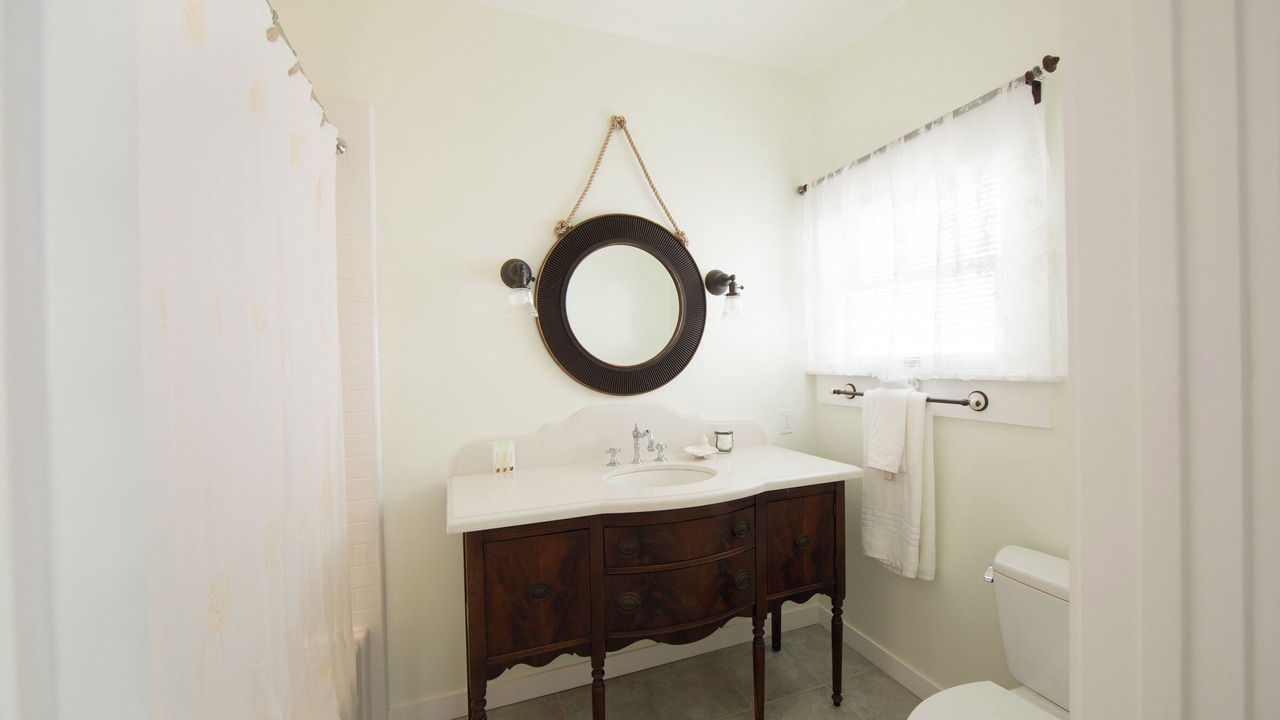 Photo of Bathroom in Ocean Park