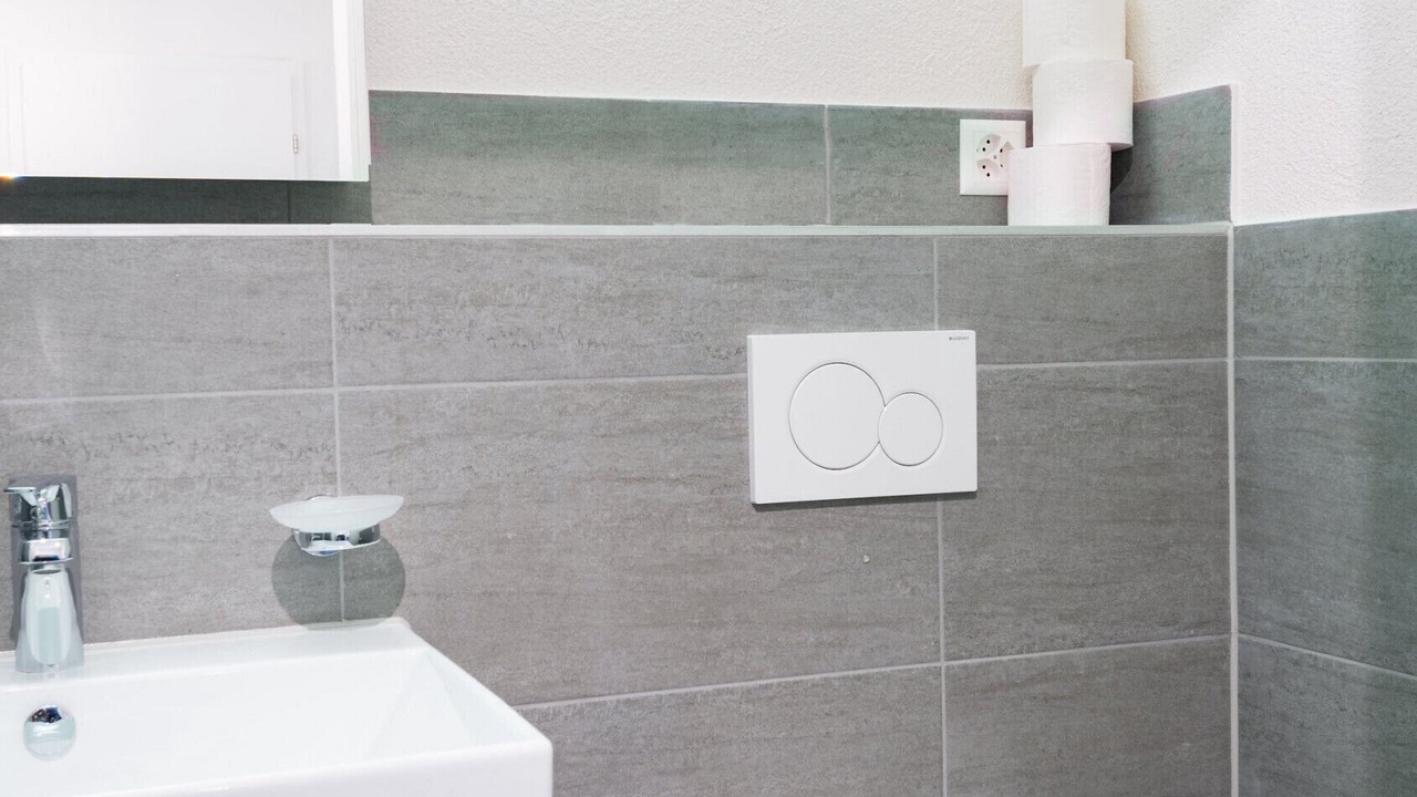 Photo of Bathroom in District 9