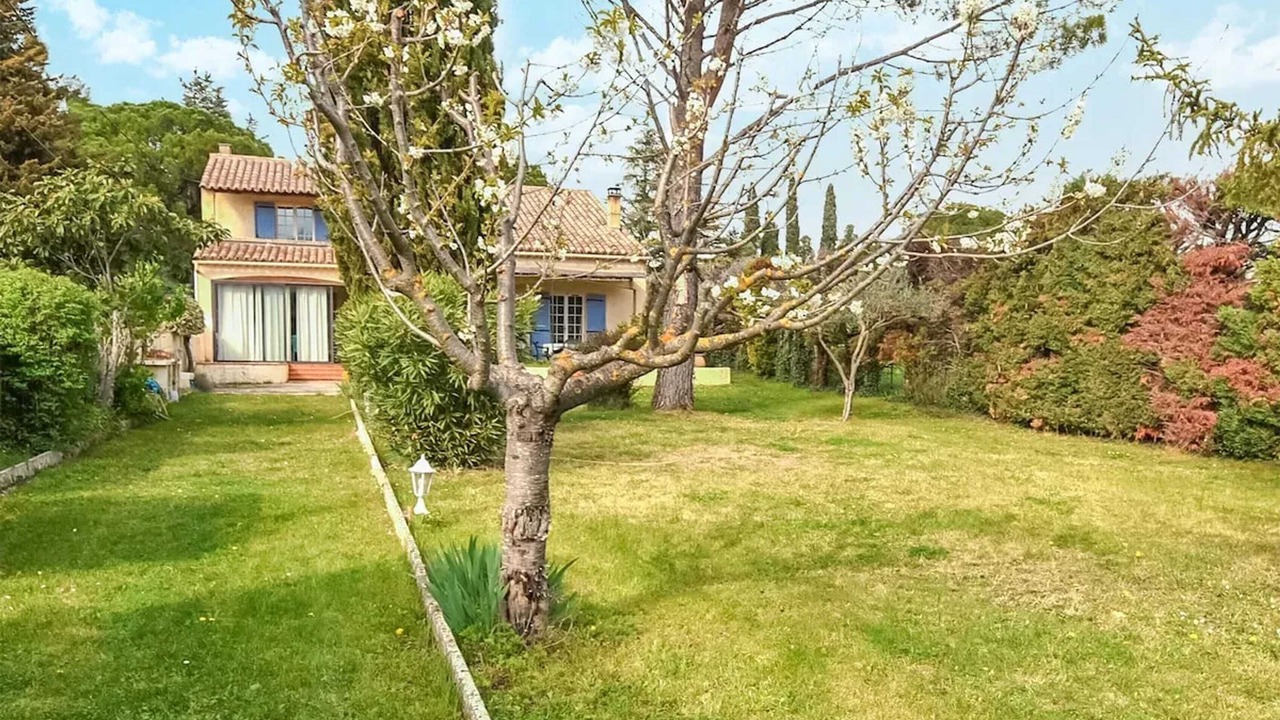 Photo of Outdoor in Loriol-du-Comtat