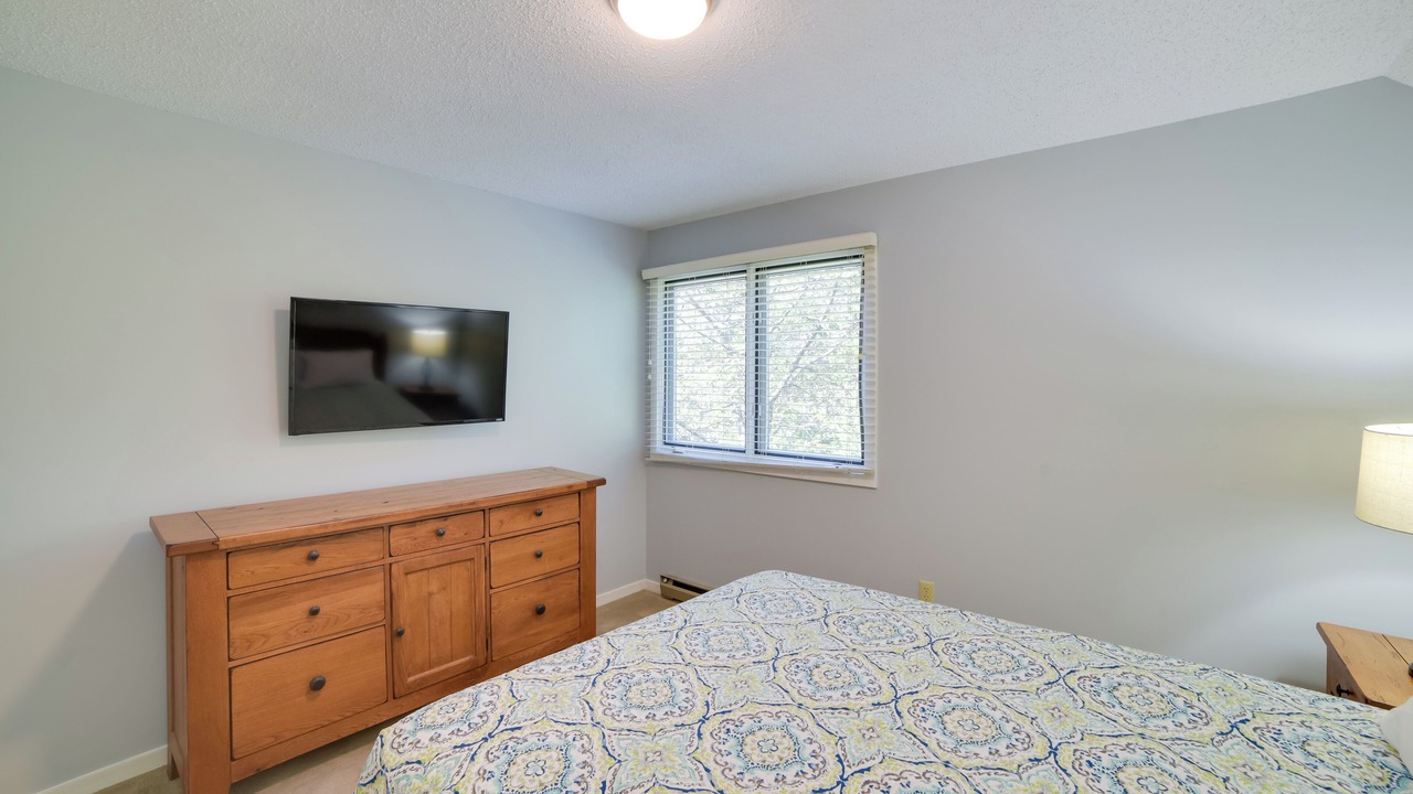 Photo of Bedroom in Roseland