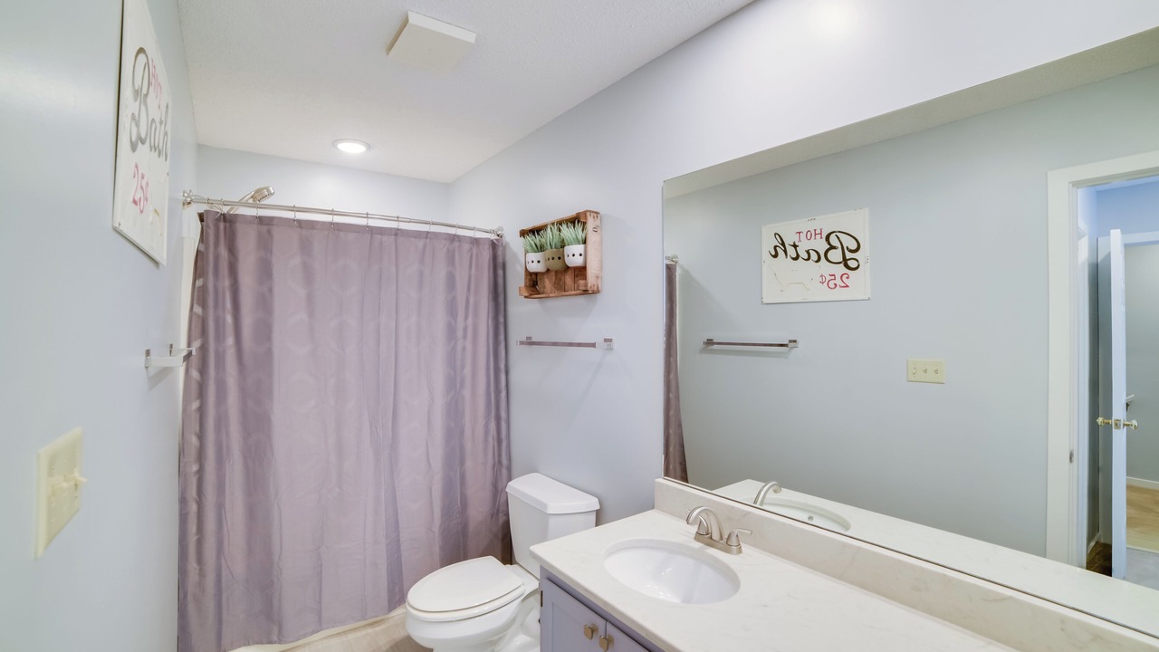 Photo of Bathroom in Roseland
