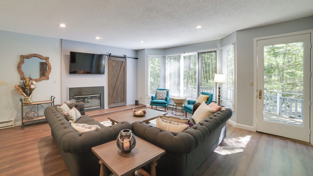 Photo of Livingroom in Roseland