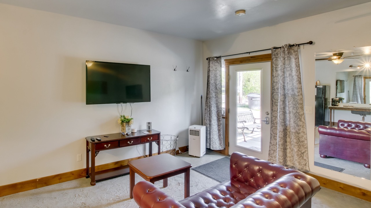Photo of Livingroom in Lava Hot Springs