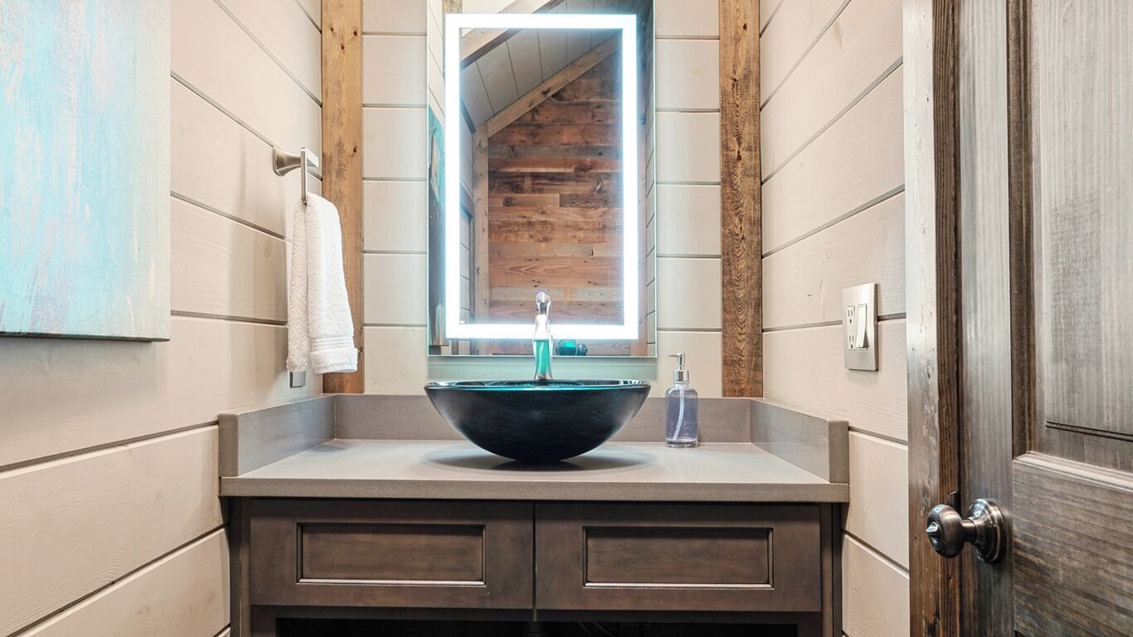 Photo of Bathroom in Hochatown