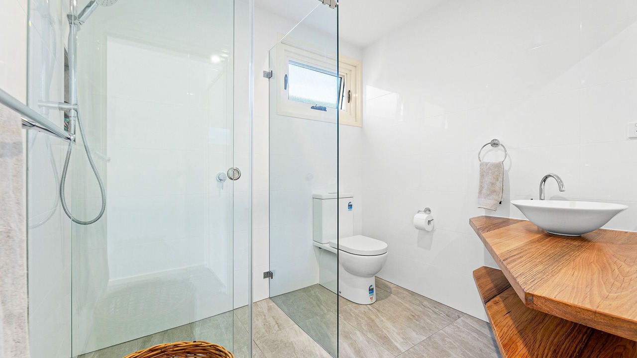 Photo of Bathroom in Dalmeny